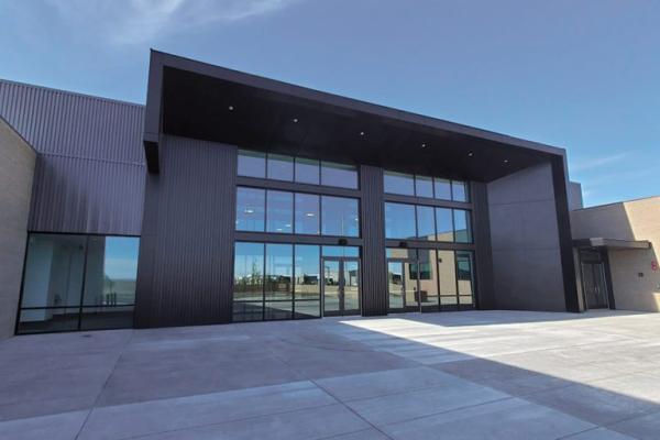 Entrance to the Readiness Center building located in the Tri-Cities.